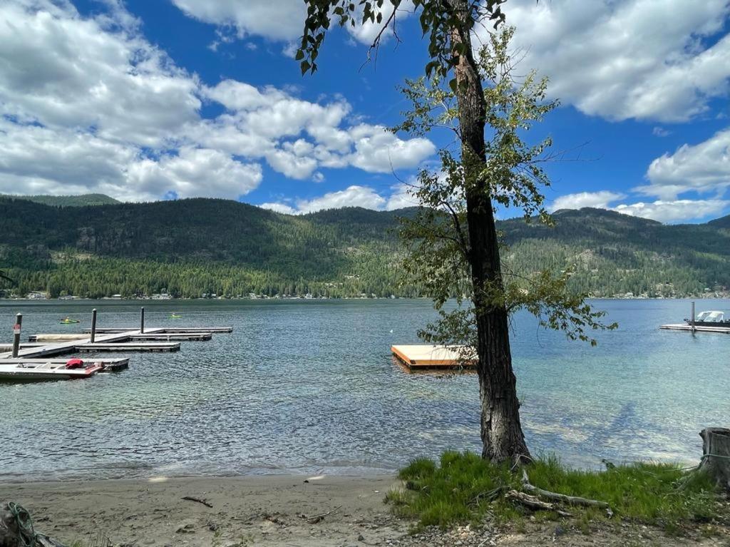 Skands Campground Christina Lake Bagian luar foto